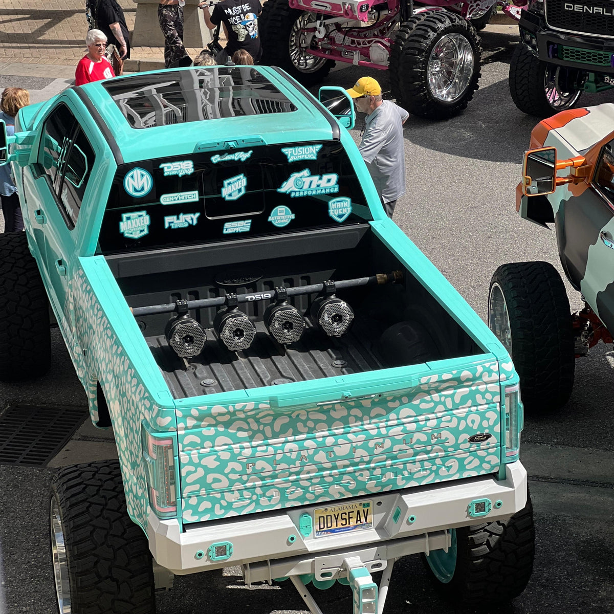 PU-TUBE 4x 8" Marine Towers Speakers with RGB LED Lights, 4-Channel Marine Amplifier and AMPKIT for Pick Up & Trucks