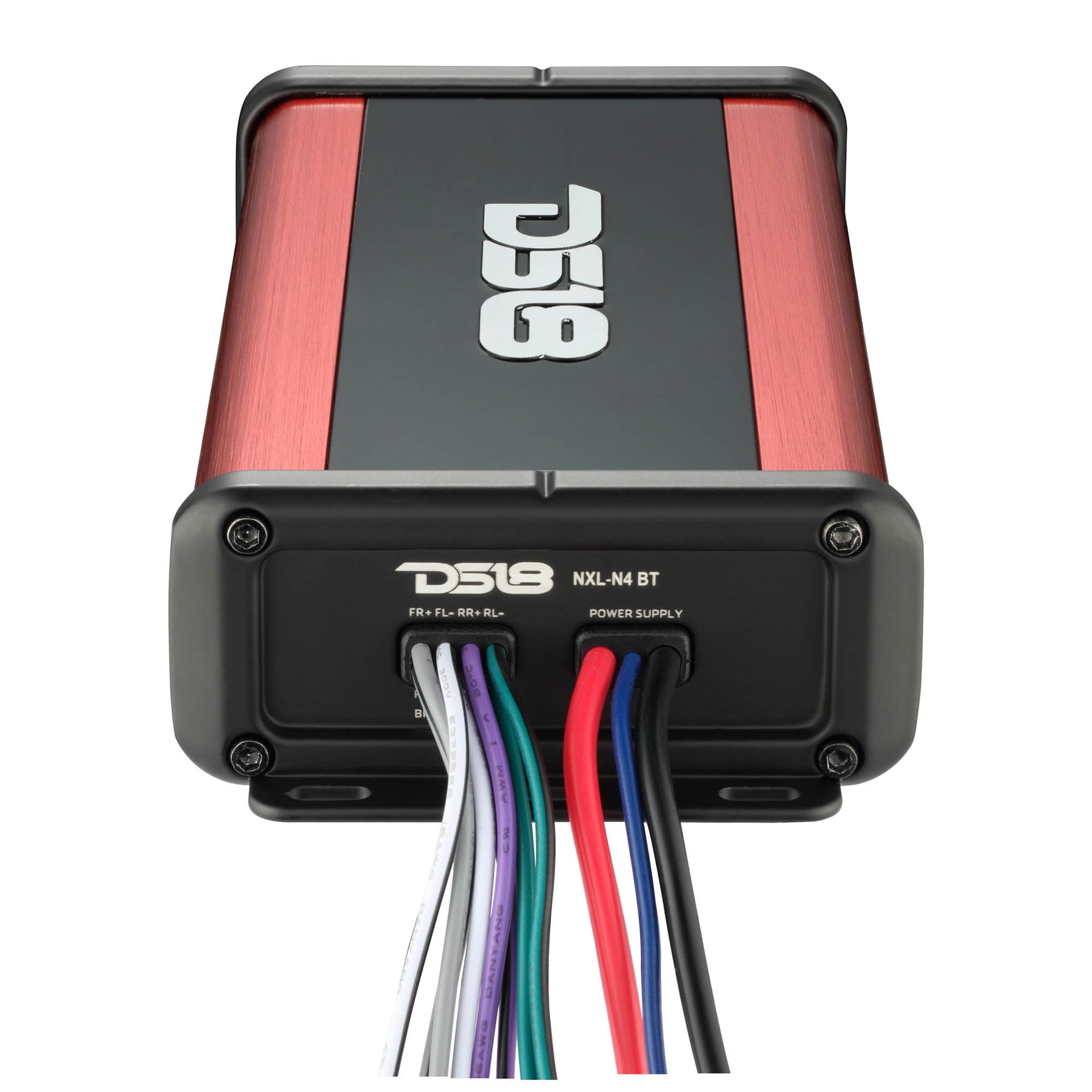 Amplificador NXL NANO de 4 canales, rango completo, clase D, IP67, para aplicaciones marinas y deportes de motor. 4 x 100 vatios RMS a 4 ohmios, 1800 vatios de potencia máxima. 