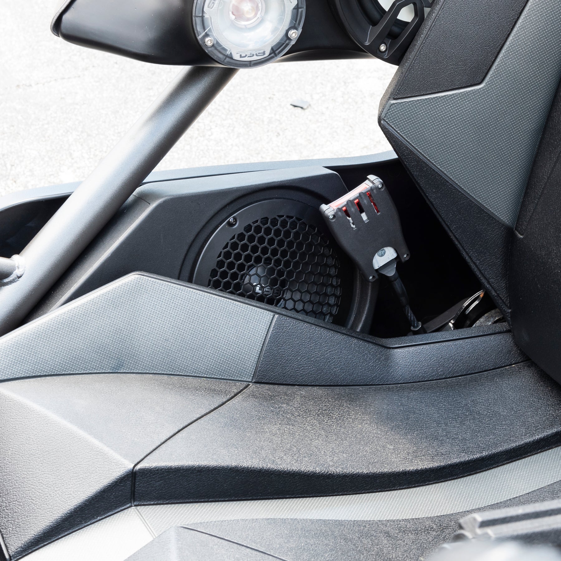 Polaris Slingshot Side Panel 2 X 6.5" Enclosure With PRO-SM6.2, PRO-GRILL6-MS/BK and ZXI-T1